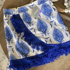 Missguided NWT Printed Fringe Hem Skirt